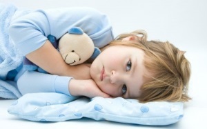 Почему повышенный ацетон в моче у ребенка: причины, симптомы, диагностика, лечение