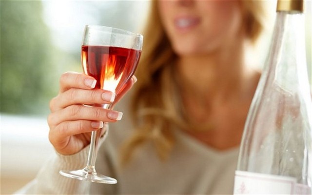 Можно ли пить Цефтриаксон с алкоголем: совместимость, сколько выводится из организма, отзывы