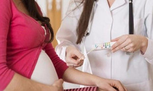 Эритроциты в моче при беременности: норма, причины повышения